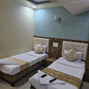 Hotel Crystal Park Near Nesco Exhibition Center